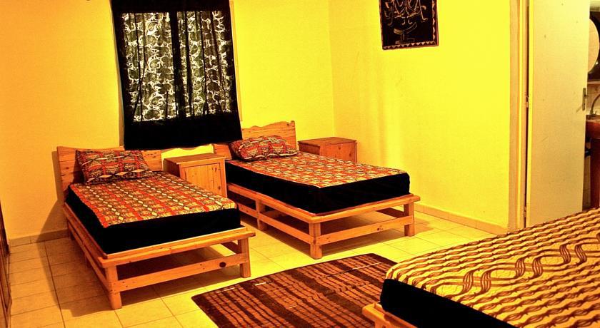 Ker Jahkarlo Hotel Yoff Szoba fotó